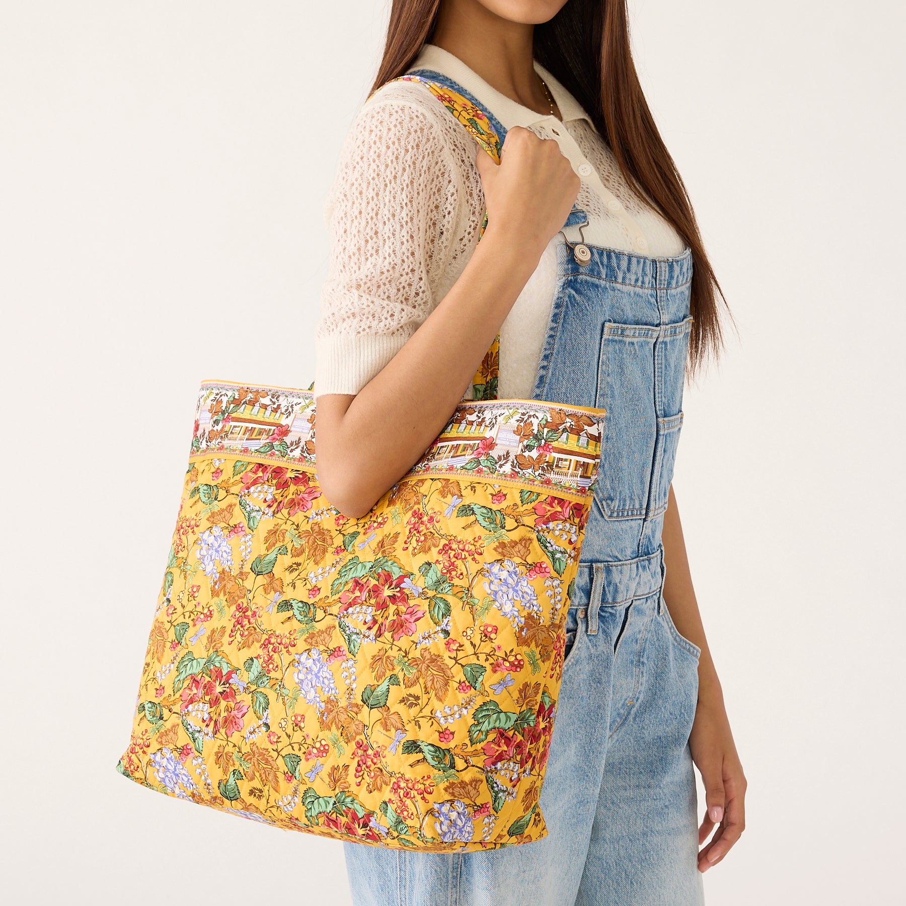 Vera Bradley x Gilmore Girls Autumn Original Zip Tote-2