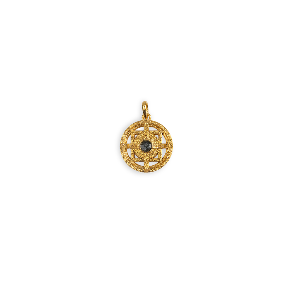 Mortal Kombat II Amulet of Shinnok 24k Gold-Plated Sterling Silver Necklace