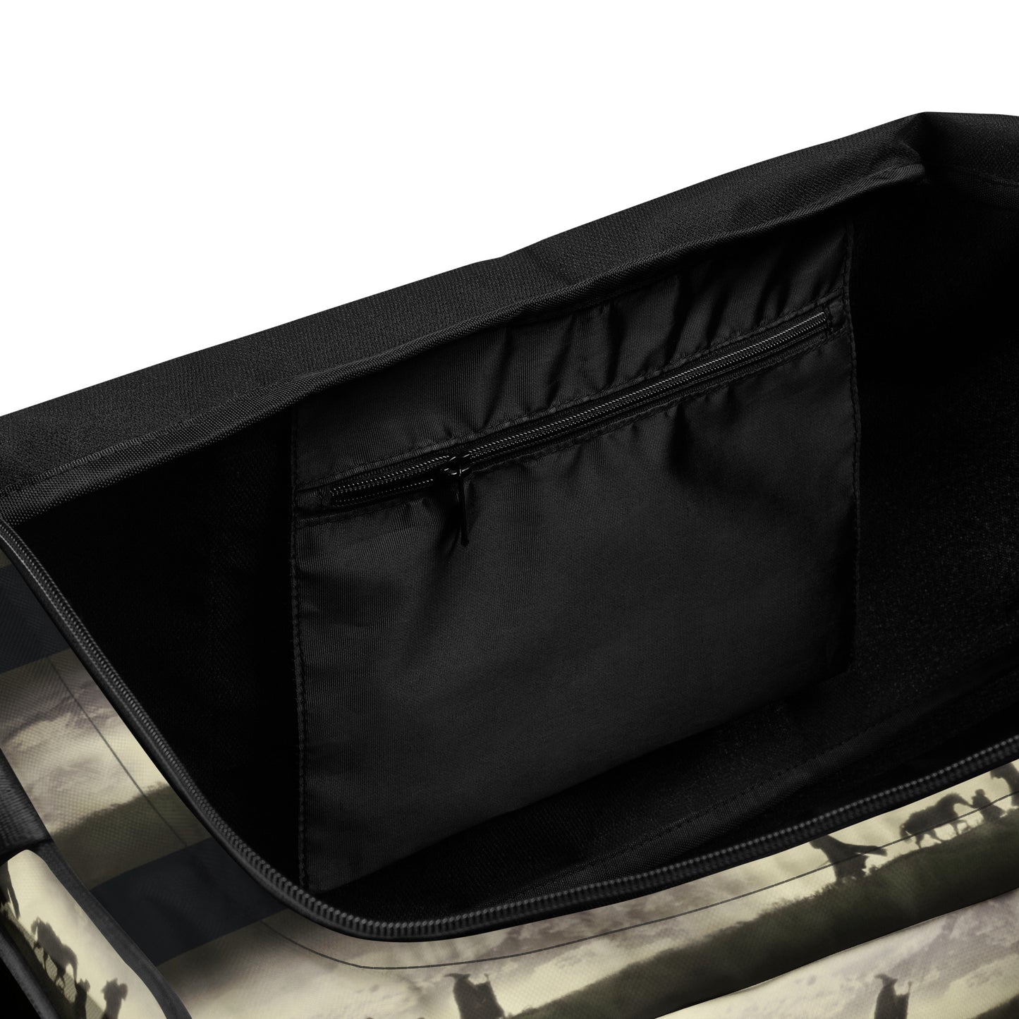 The Lord of the Rings ™ Duffel Bag, Middle-earth ™